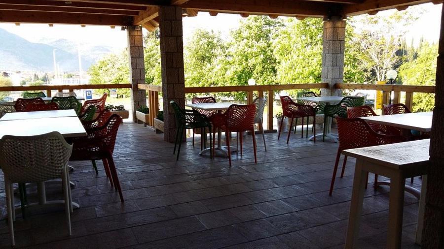Villa Pergola Требинье Экстерьер фото